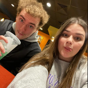 Meet your Posher, Rayna